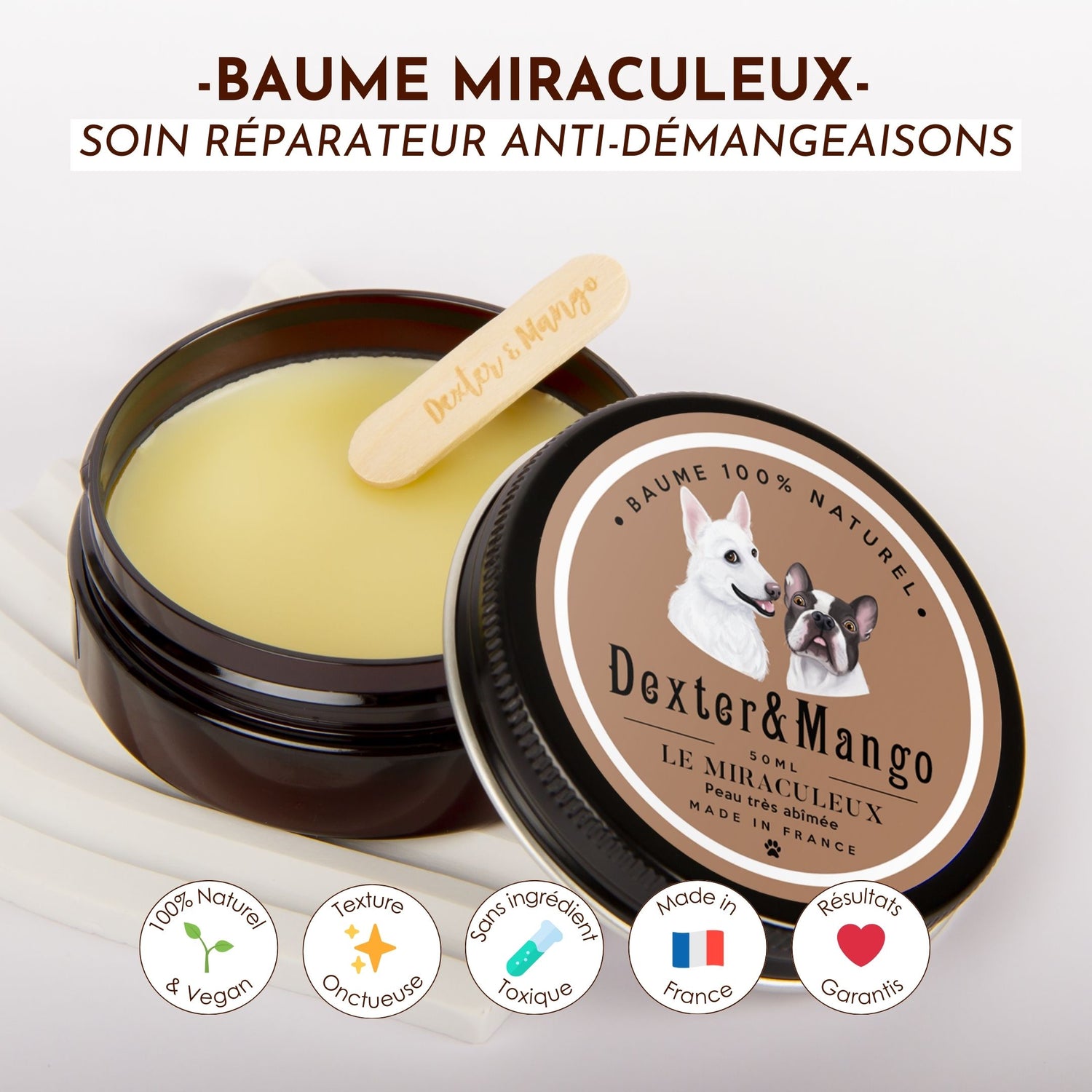 Pot ouvert du baume Le Miraculeux avec sa spatule, soin réparateur naturel anti-démangeaisons pour chien.